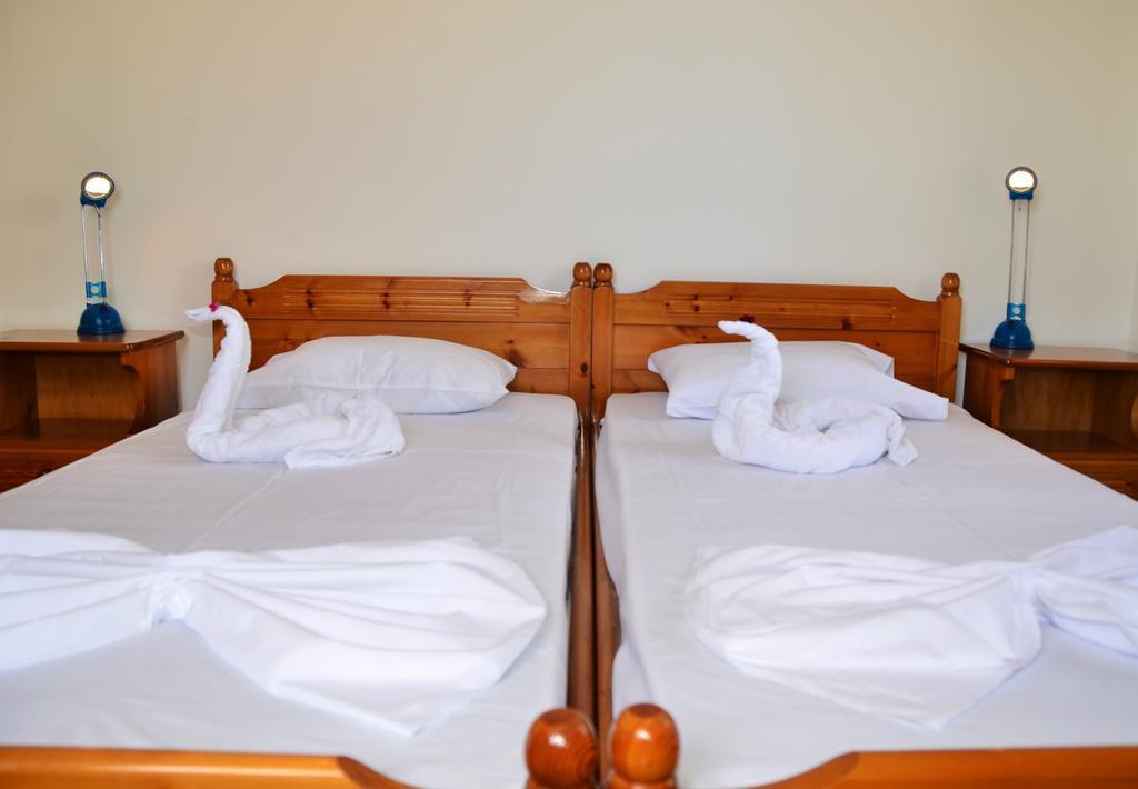Georgias Apartments Haraki Room photo