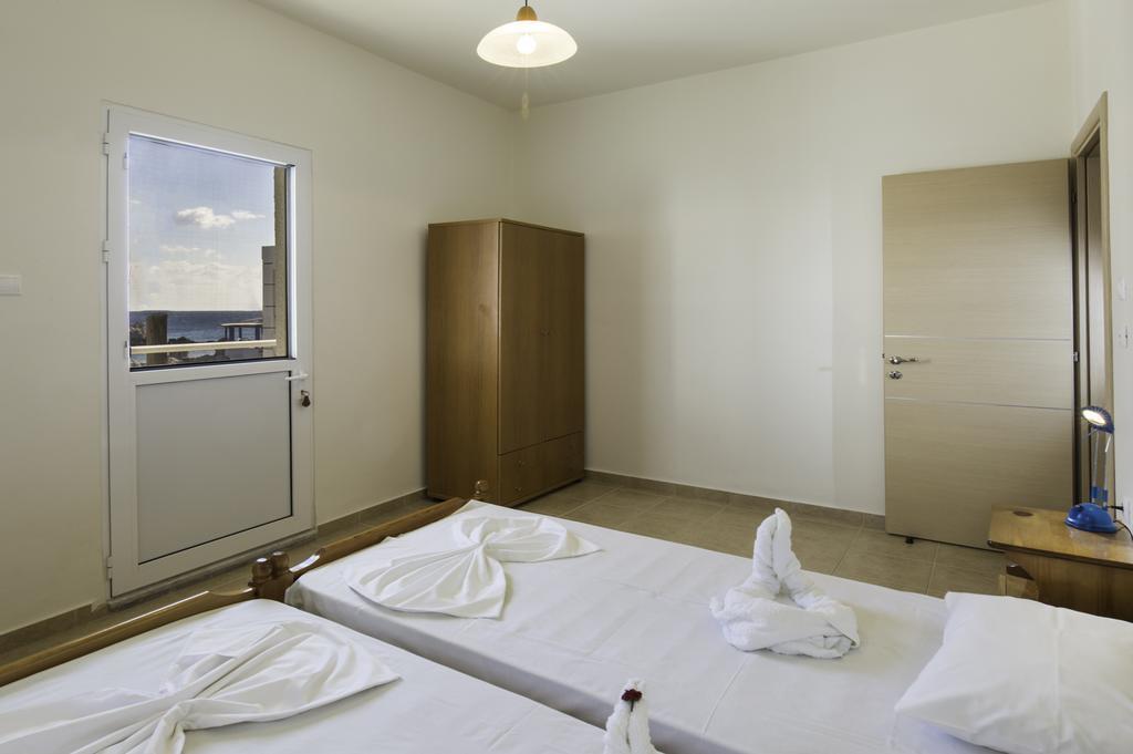 Georgias Apartments Haraki Exterior photo