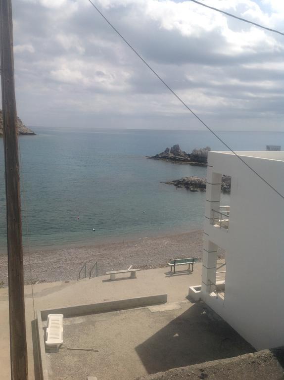 Georgias Apartments Haraki Exterior photo