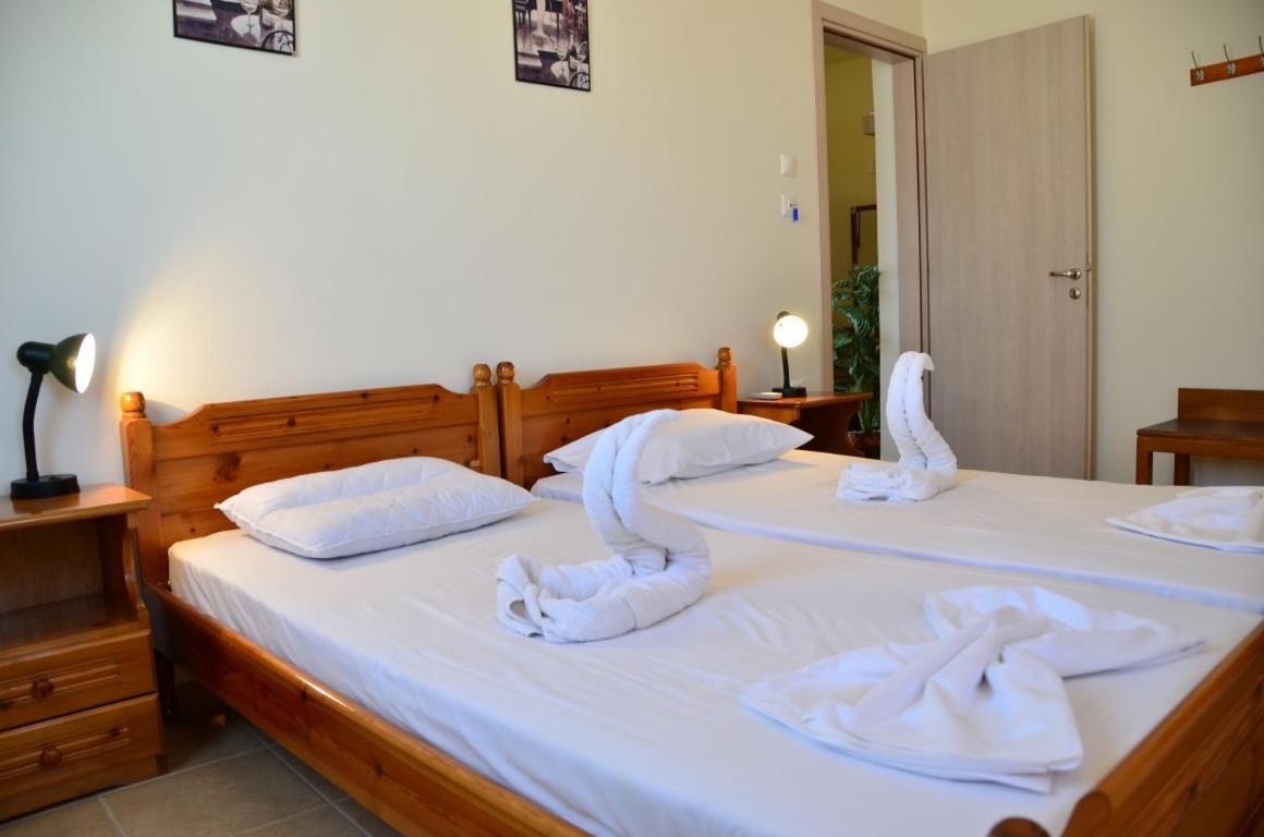Georgias Apartments Haraki Room photo