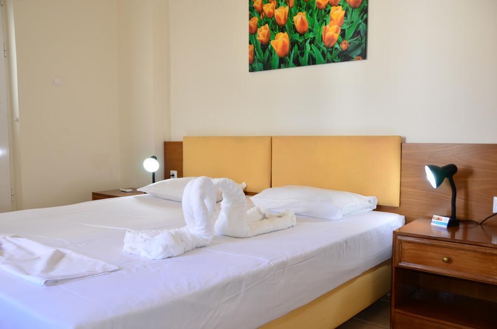 Georgias Apartments Haraki Room photo